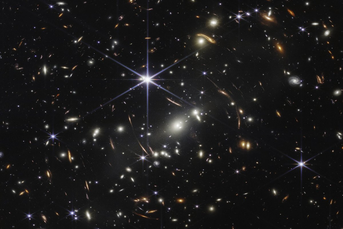 Premier champ profond de Webb : des milliers de galaxies dans une minuscule portion de ciel derrière l’amas de galaxies SMACS 0723
